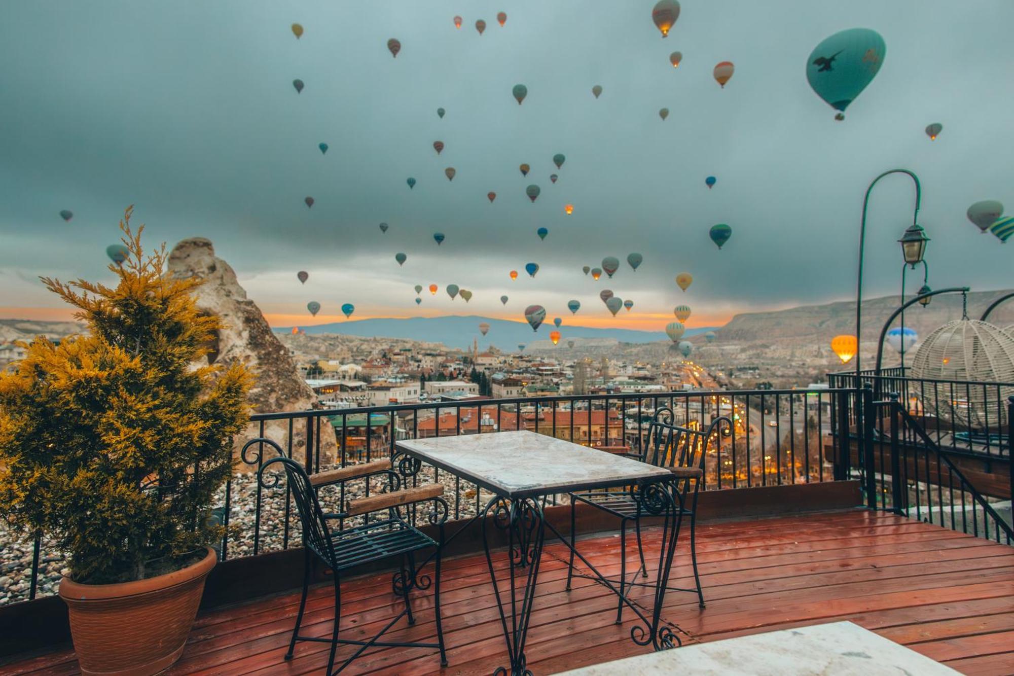 Bedrock Cave Hotel (Adults Only) Гьореме Екстериор снимка