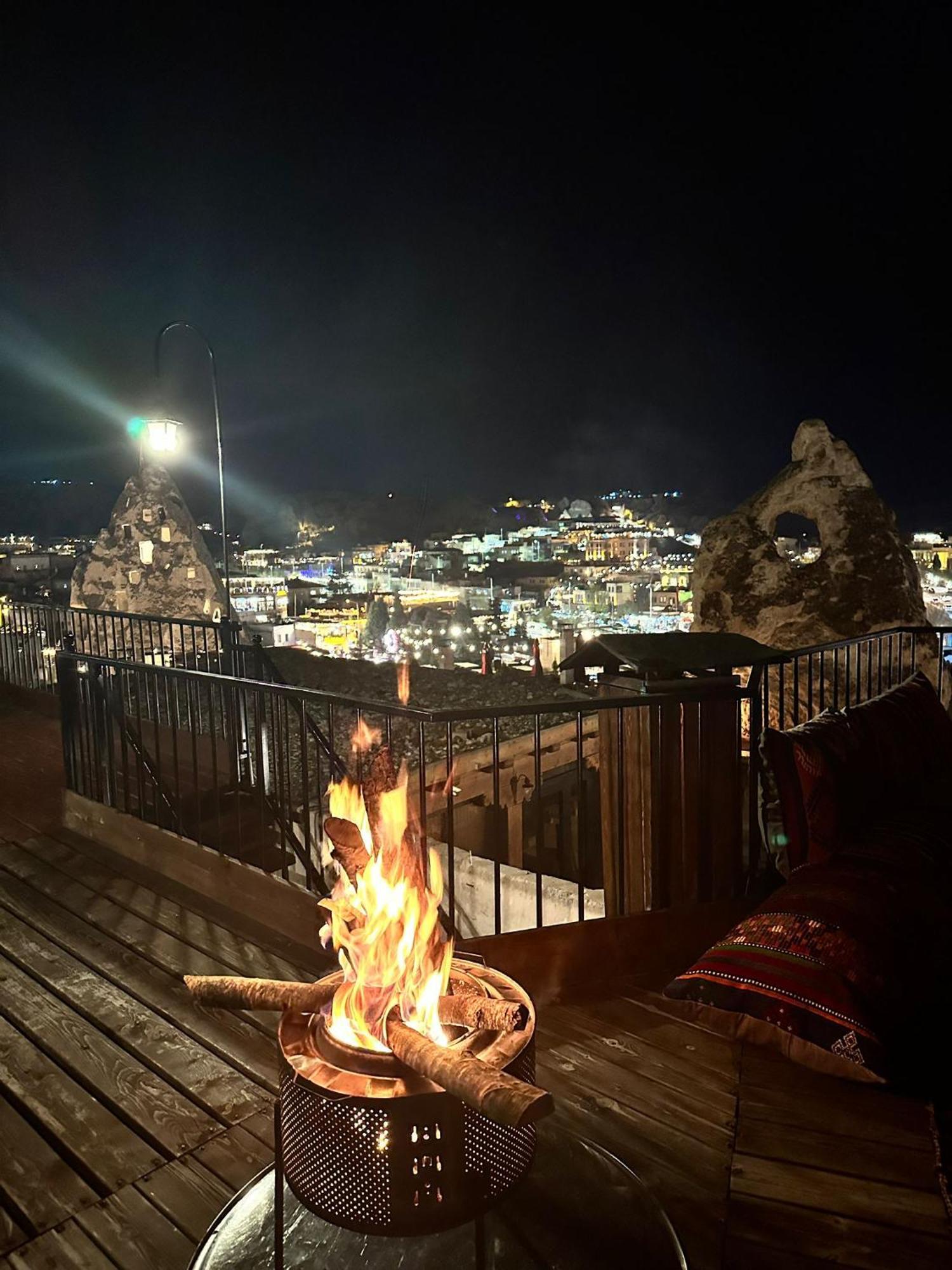 Bedrock Cave Hotel (Adults Only) Гьореме Екстериор снимка