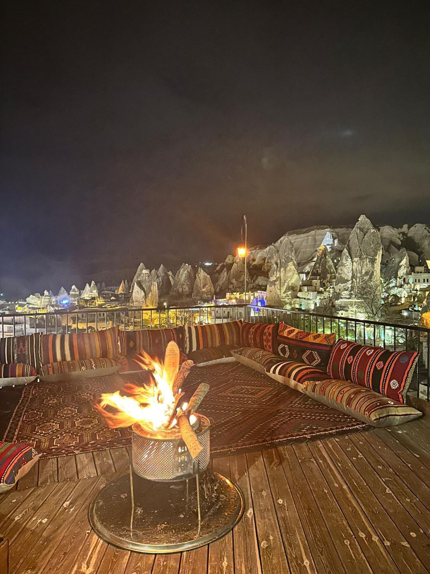 Bedrock Cave Hotel (Adults Only) Гьореме Екстериор снимка