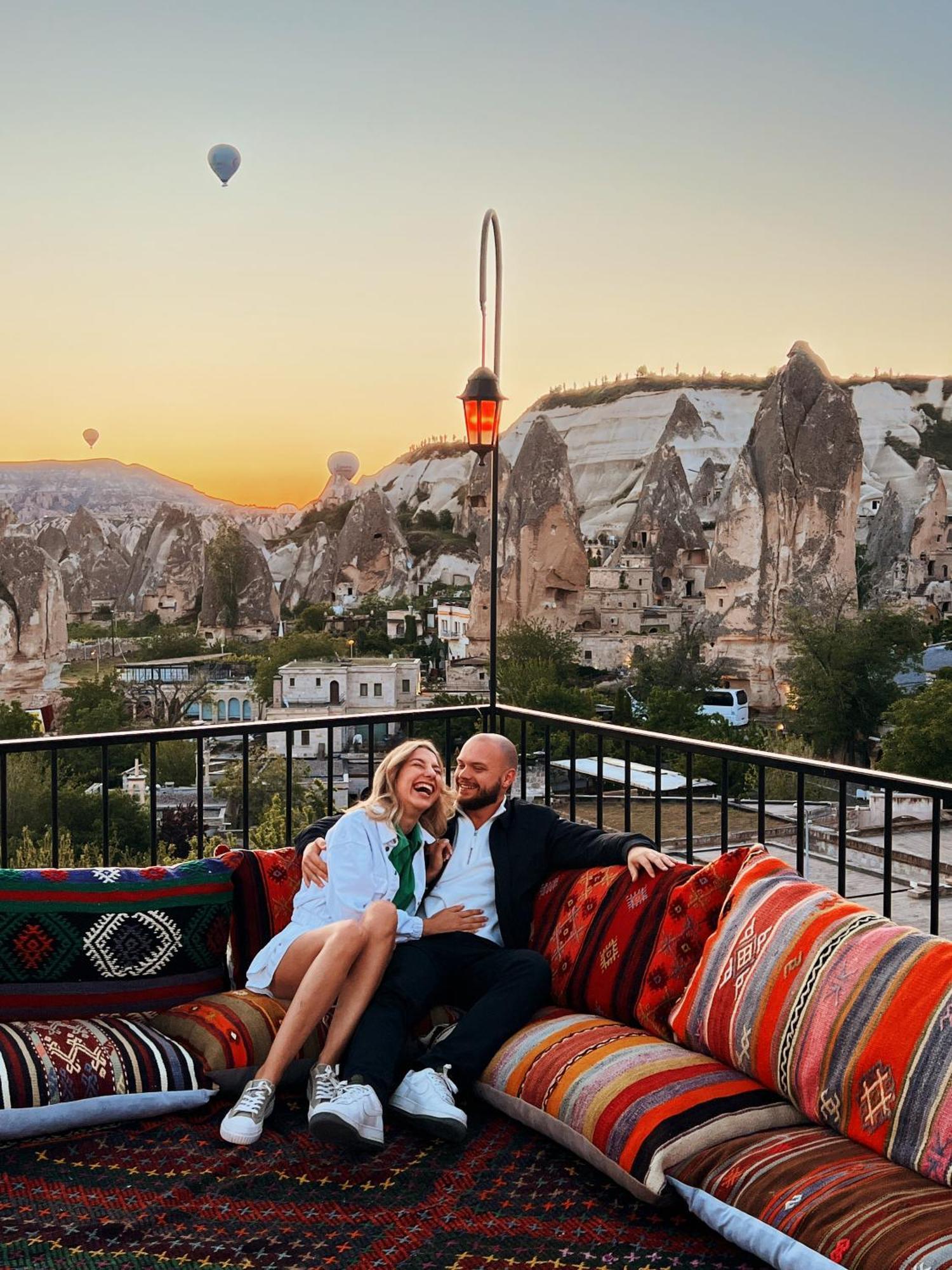 Bedrock Cave Hotel (Adults Only) Гьореме Екстериор снимка